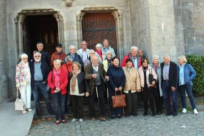 Die Reisegruppe im Kloster Maredsous