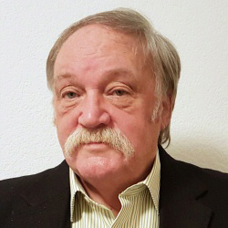  Peter Schmidt